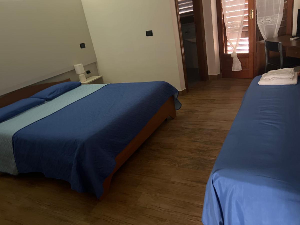 Leone Di Nemea - Νεμέος Λέων Hotel Reggio di Calabria Bagian luar foto